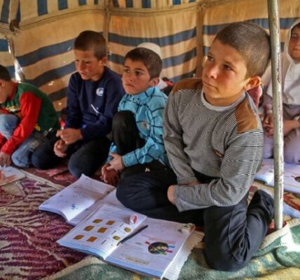 بازماندگی از تحصیل از مشکلات دانش آموزان خراسان شمالی