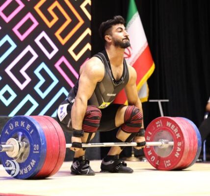برنامه رقابت وزنه‌برداران ایران در قهرمانی جهان مصاف دو ایرانی با کیانوش رستمی