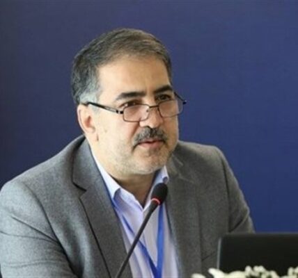 پرستاری «مراقبت به توان عشق» است