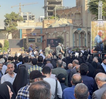آغاز مراسم بدرقه پیکر «محمد کاسبی»